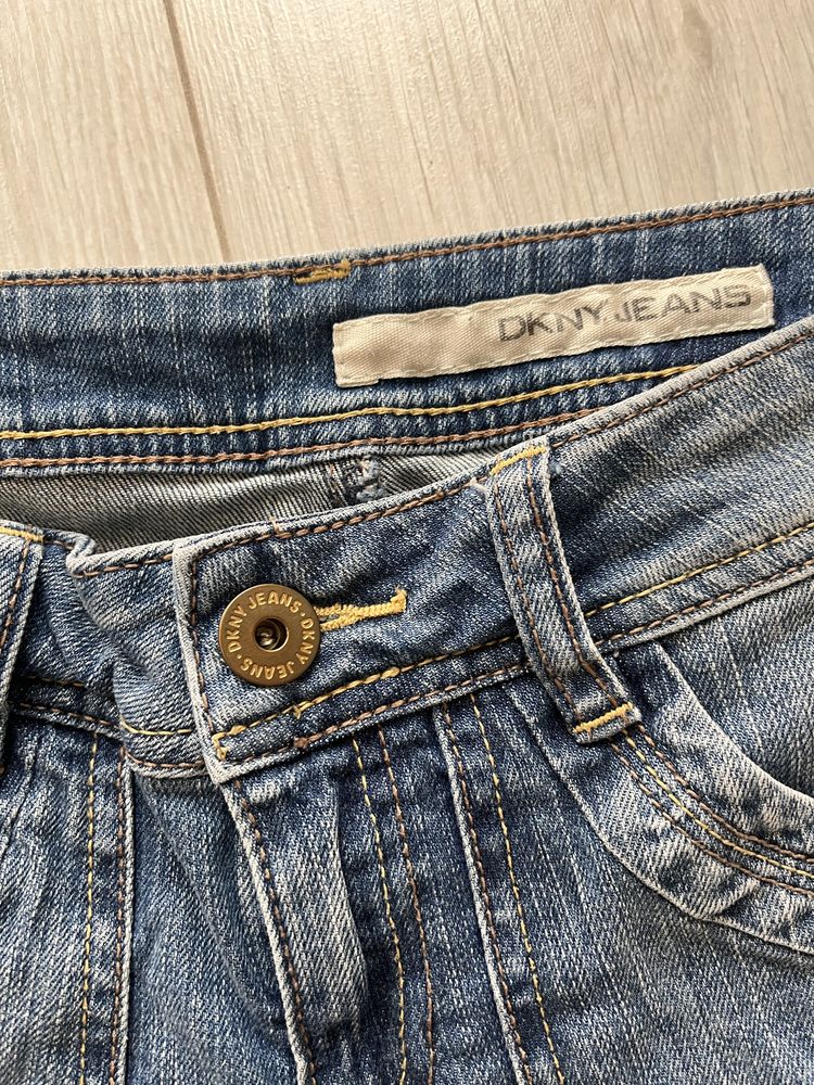 Дамски дънки DKNY JEANS