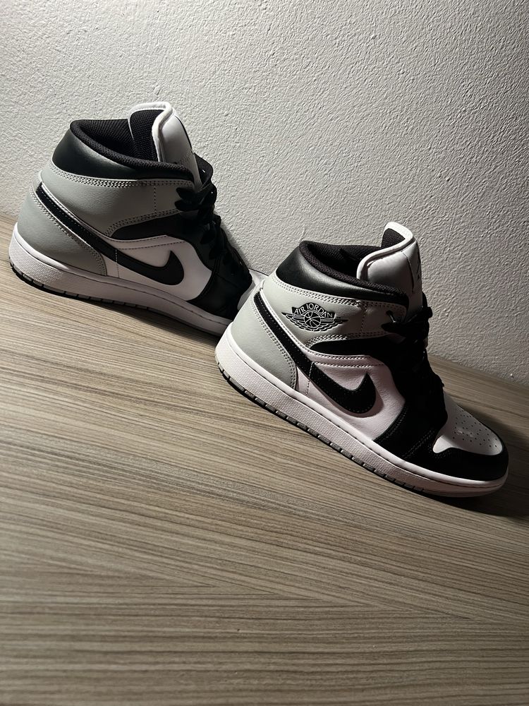 Air Jordan 1 Mid  42,5 (27cm)