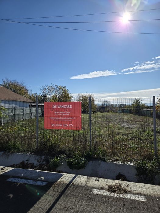 Aroneanu central - Teren 1000mp intravilan