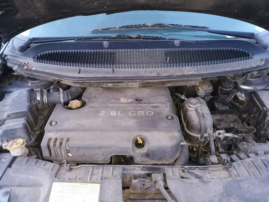 Продавам Chrysler Voyager 2.8 CRD Крайслер Вояджер на части
