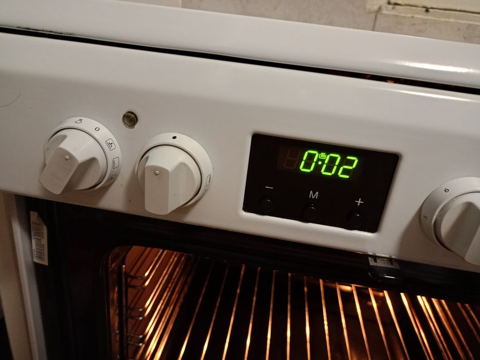 Aragaz electric Whirlpool ACMT 6533/WH