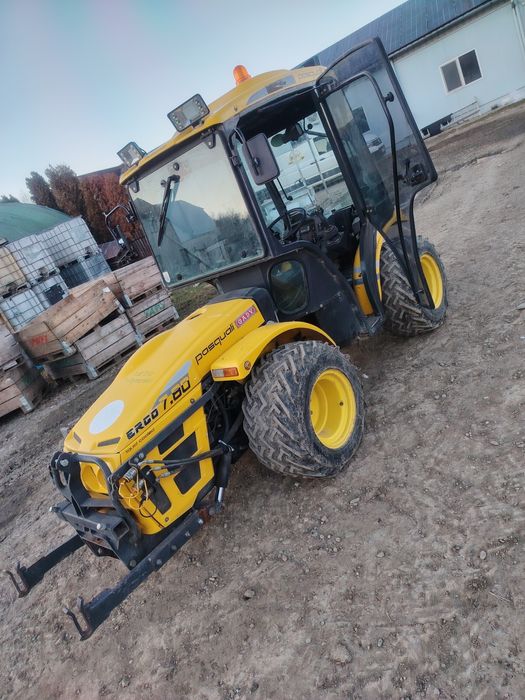 Vand tractor viticol 75 cp stivuitor
