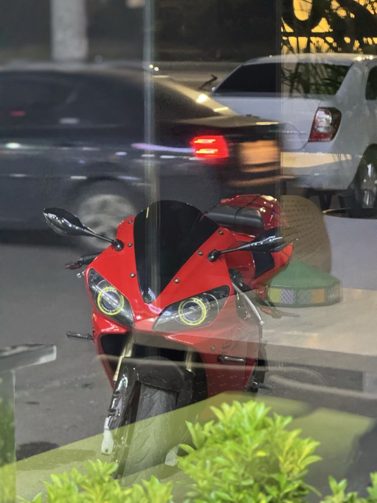 Motobike Yamaha R1