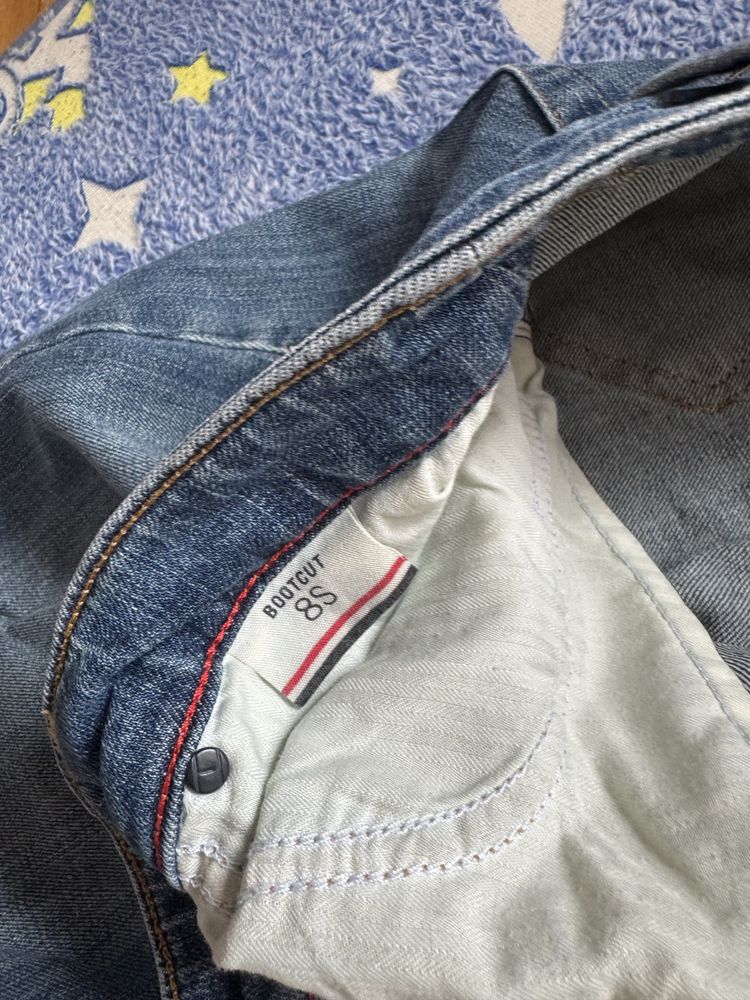 Blugi tommy hilfiger marime 8s