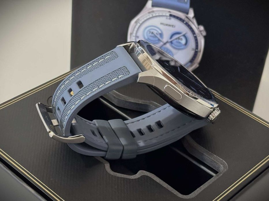 Бартер!Гаранция! Huawei Watch GT 5 46mm Blue (Син)