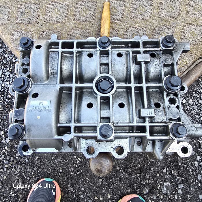 Здравейте,продавам двигател за Peugeot 3008 2.0BlueHD EAT8  181 2018г