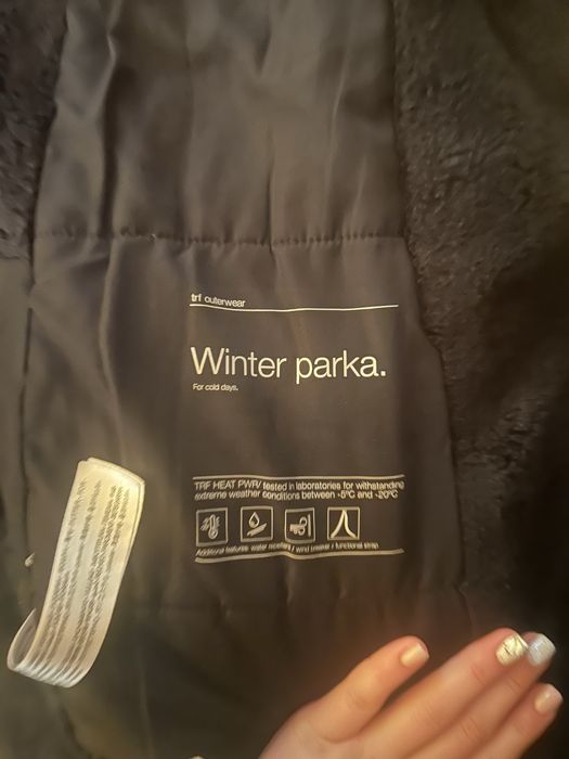 Зимно яке Zara.