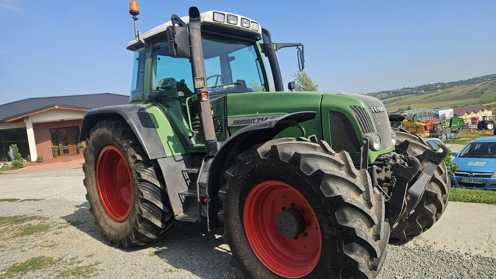 Tractor Fendt Vario 714  50km/h