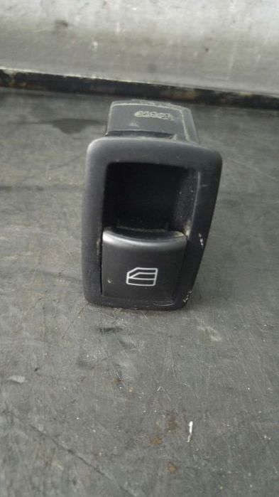 Buton geam electric dreapta spate mercedes b class w245 a2518200510 03128150