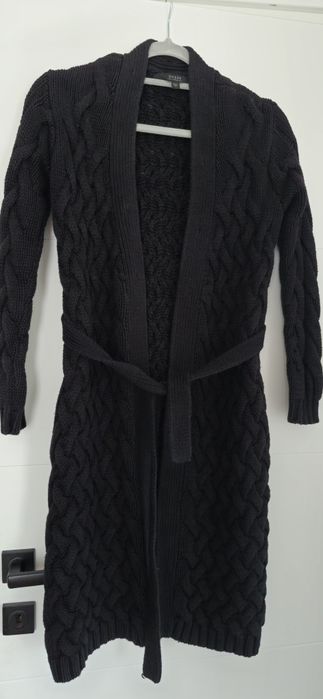 Велурено яке Zara, жилетка Guess, Peak