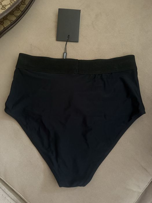 Колан Pinko /Шапка / Бански Tom Ford