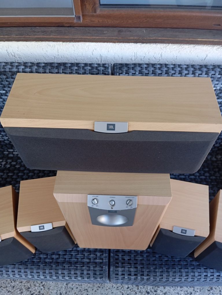 Субуфер JBL sub 178 и 5бр колони