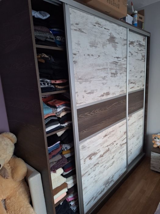 Спален комплект  от два цвята