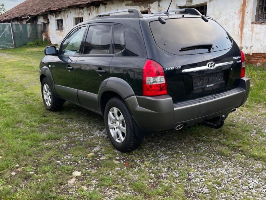Vand Hyundai Tucson 4x4 an 2008,diesel motor 2 l.