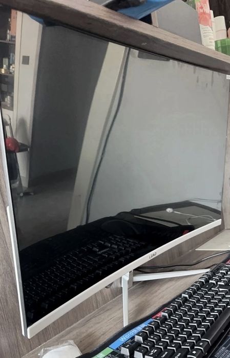 Продам мониотор 180герц ips