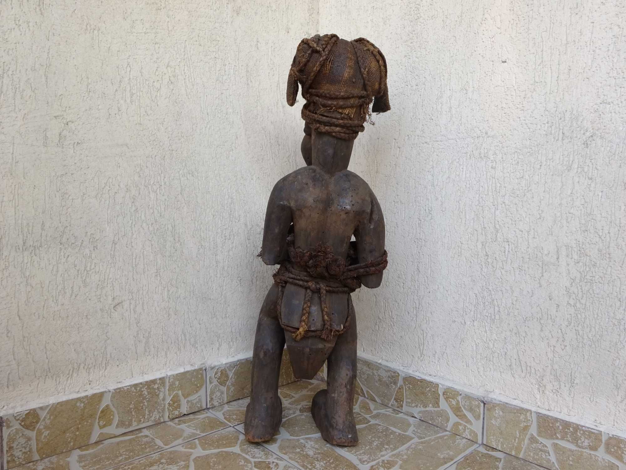 Piesa veche de Muzeu-Statueta tribala Bangwa |Bamenda |Camerun |Unicat