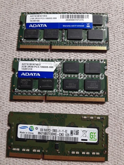 3 placute RAM laptop DDR3 de 2gb