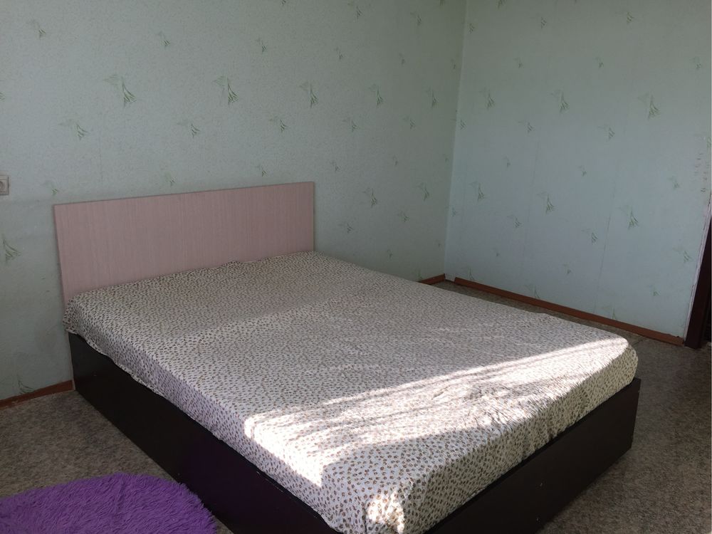 Продам срочно диван и кровать