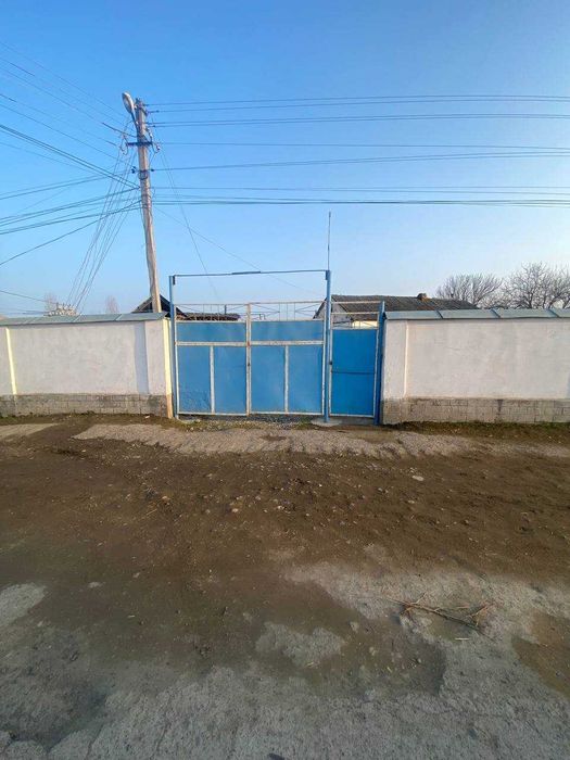 Куйи Чирчикда 20 соток ер майдони сотиляпти.