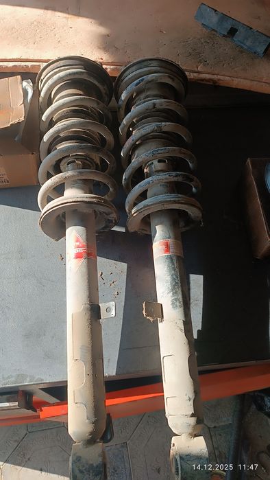 Амортизаторы Лексус gs160