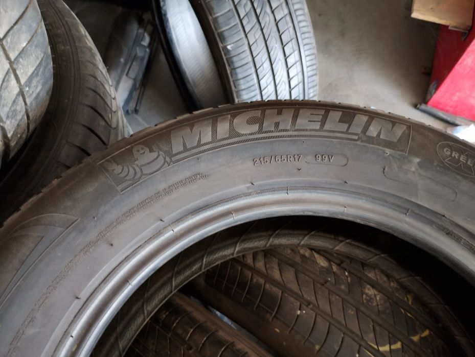 Гуми 215/65/17 Mishelin DOT:18г.
