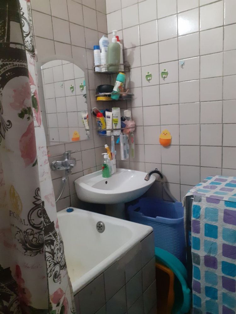 Uy Sotiladi Chilonzor 18kvartal продаётся кварира