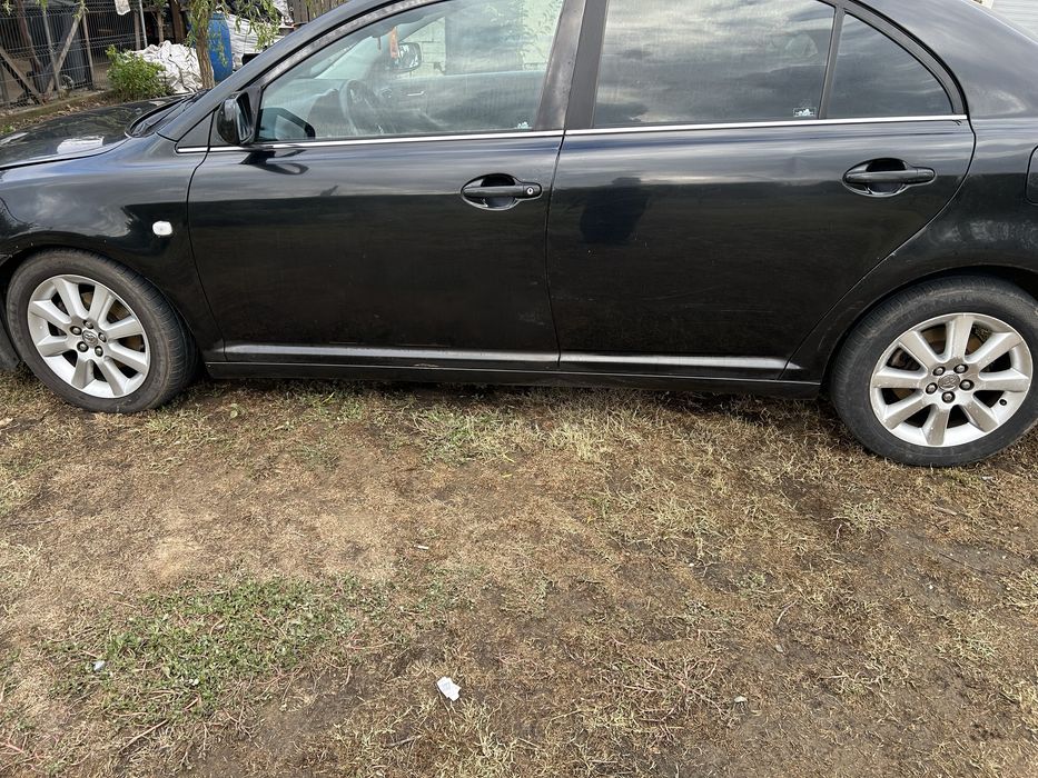 Toyota Avensis benzina 1.8