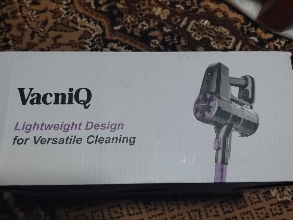 Aspirator  cu acumulator VacniQ, 30 kPa, , 250 W N390 impecabil