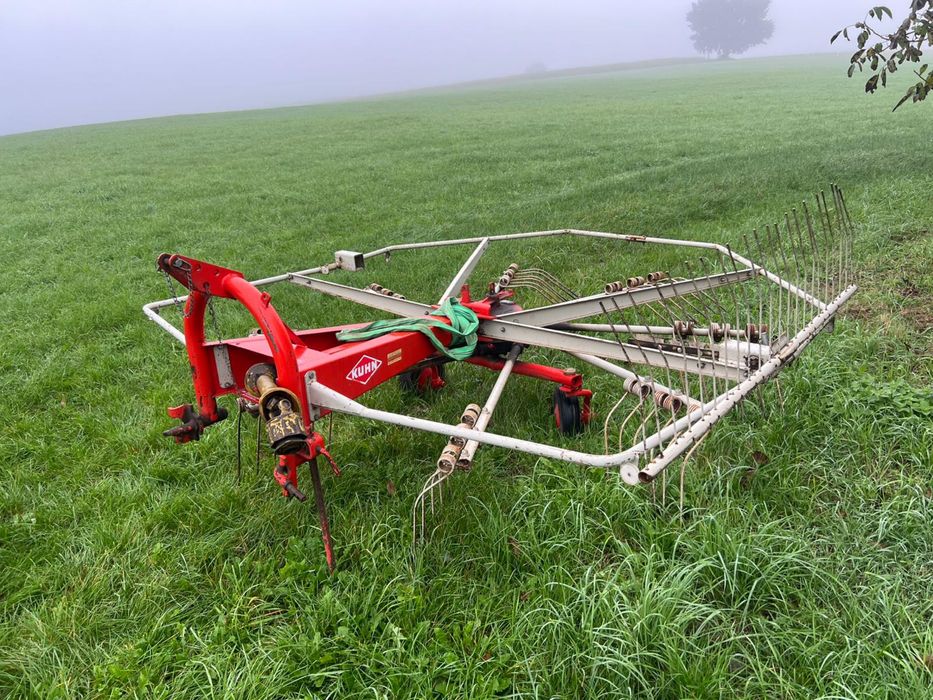 Vand Grebla Greblatoare Kuhn Ga 300