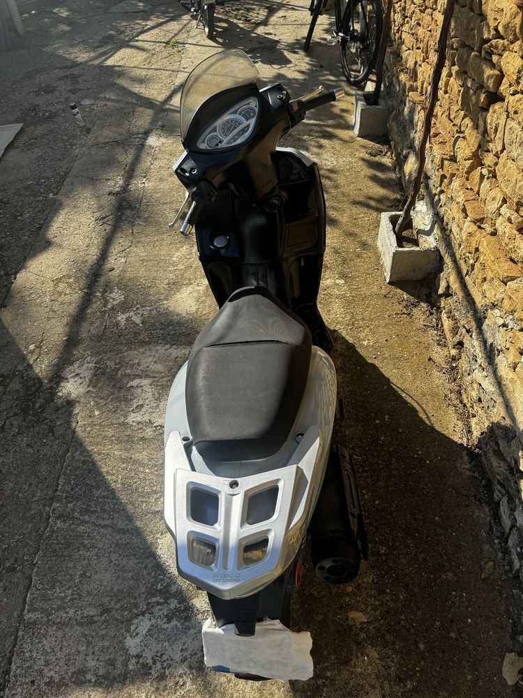 Kymco people  S 300i