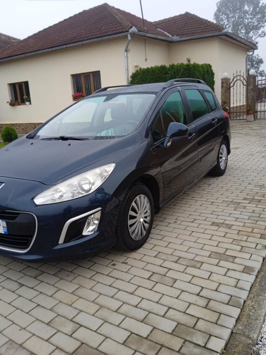 Peugeot 308 SW an 2012