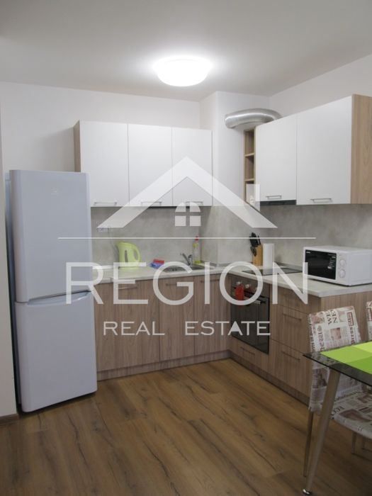 Дава се под наем Двустаен апартамент в Варна, Бриз - 58 кв.м за 550 € - Снимка #3