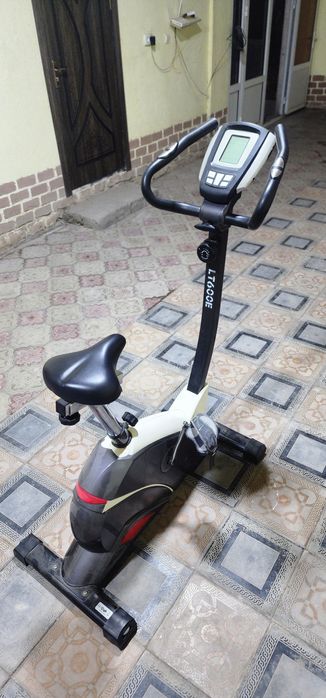 Велотренажёр LT600E