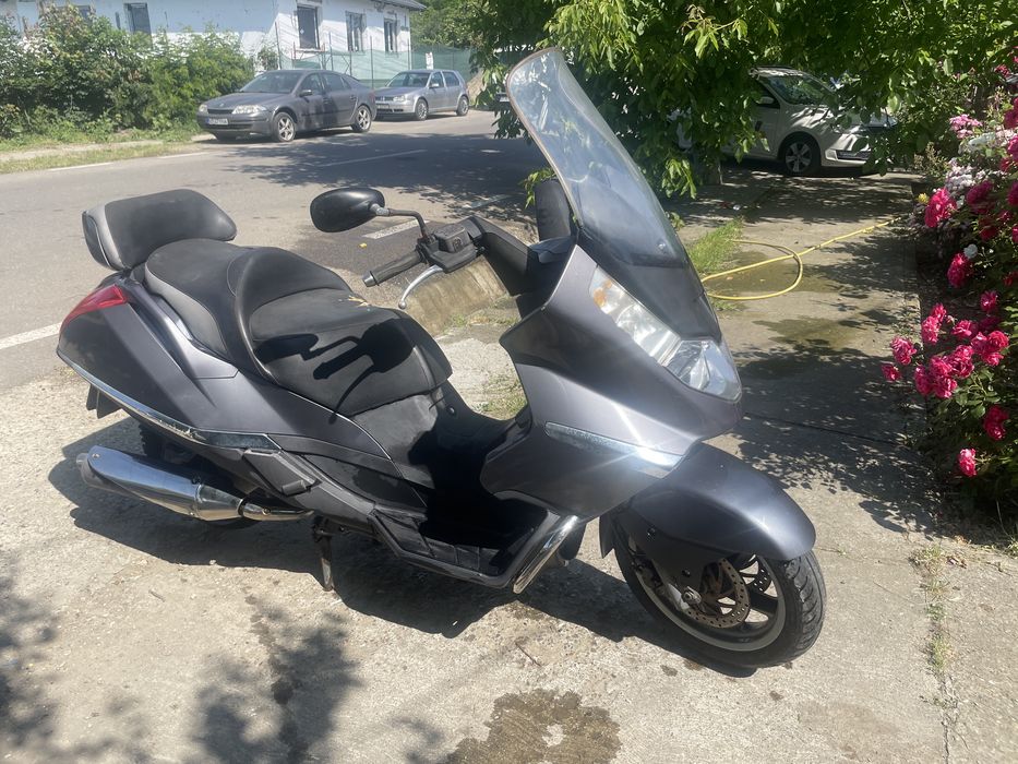 Vand aprilia atlantic 500