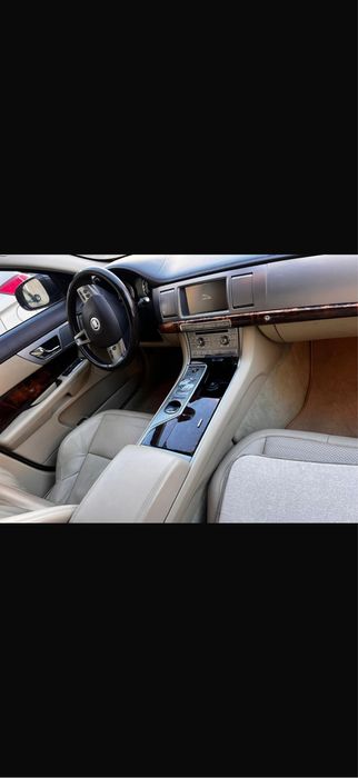 Vand sau schimb Jaguar XF full extrasd