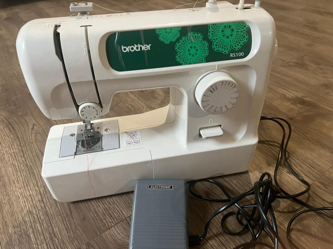 Швейная машинка Brohter RS100 Совсем новый