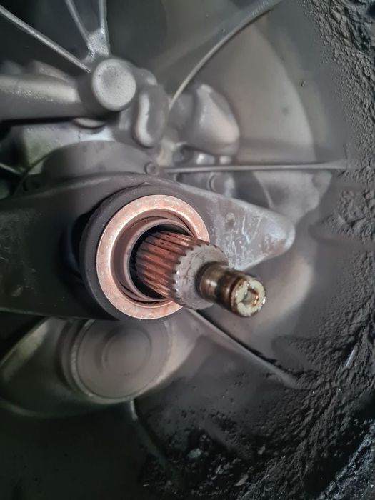 Cutie de viteze BMW X3 E83 Facelift 2.0 Diesel 2006 - 2010 150CP Manuala 6 Trepte M47 ...