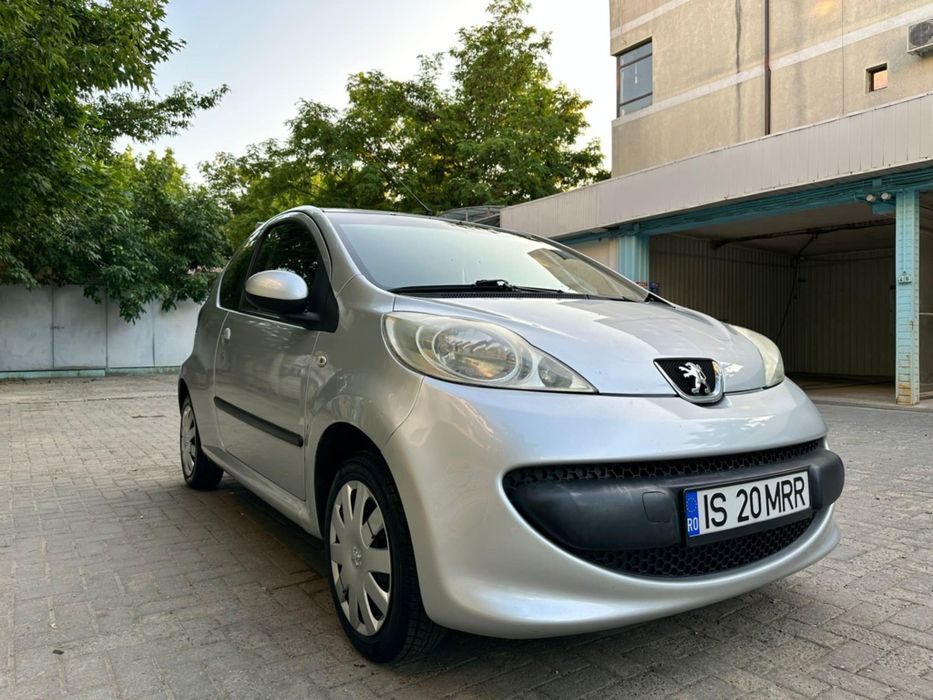 Vând PEUGEOT 107