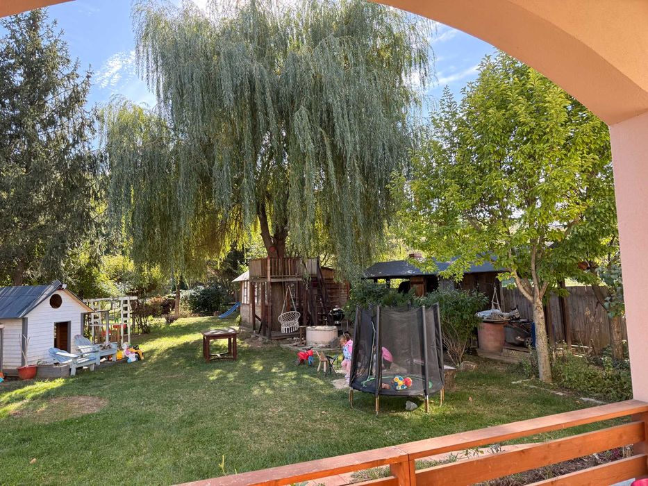 Vilă  + casă de oaspeți – tot ce îți dorești, într-un singur loc!