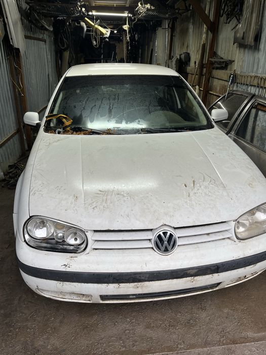 Volkswagen Golf 4