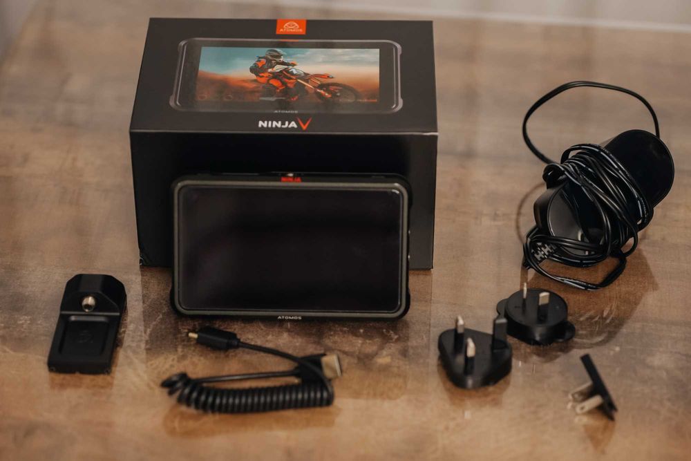 Monitor/Recorder Atomos Ninja V – 5", 4K HDR, stare impecabilă