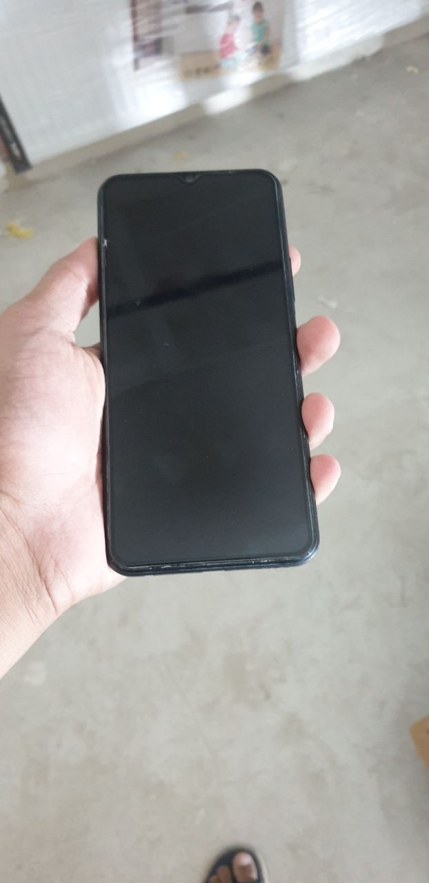 Vivo y33s qora rangi 64ga4 2 sim kartali pubg full 45 fps
