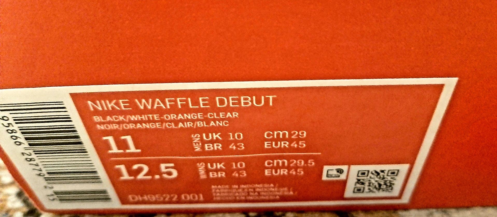 Nike waffle  debut