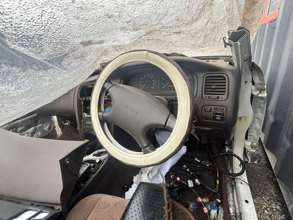 Салон toyota mark 2 90