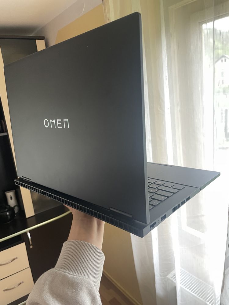 HP Omen 16 144hz