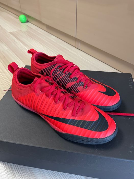 Футболни стоножки