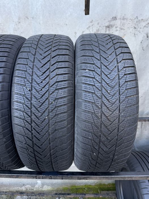 215/65/16 M+S ESATECAR DOT 2021 Profil 7MM
