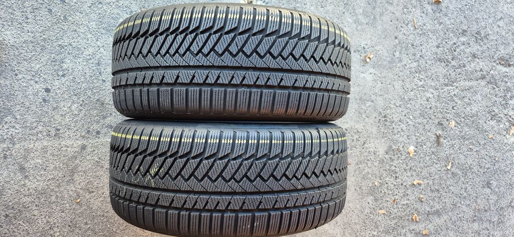 4 anvelope iarna ca si noi, Continental 255/40/19.Pretul este pe buc.