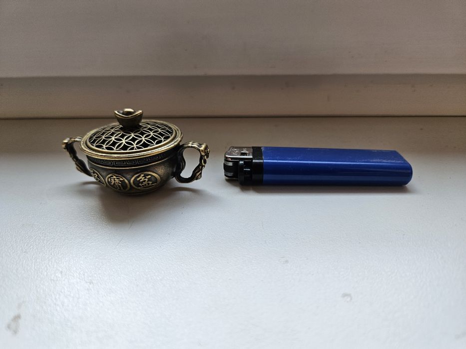 Arzător de tămâie din bronz