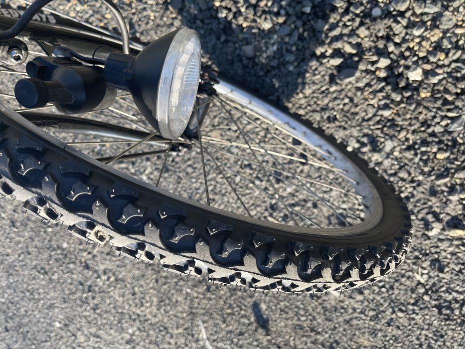 De vânzare bicicletă damă.